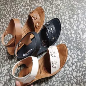 China Ladies Cute Sandals factory