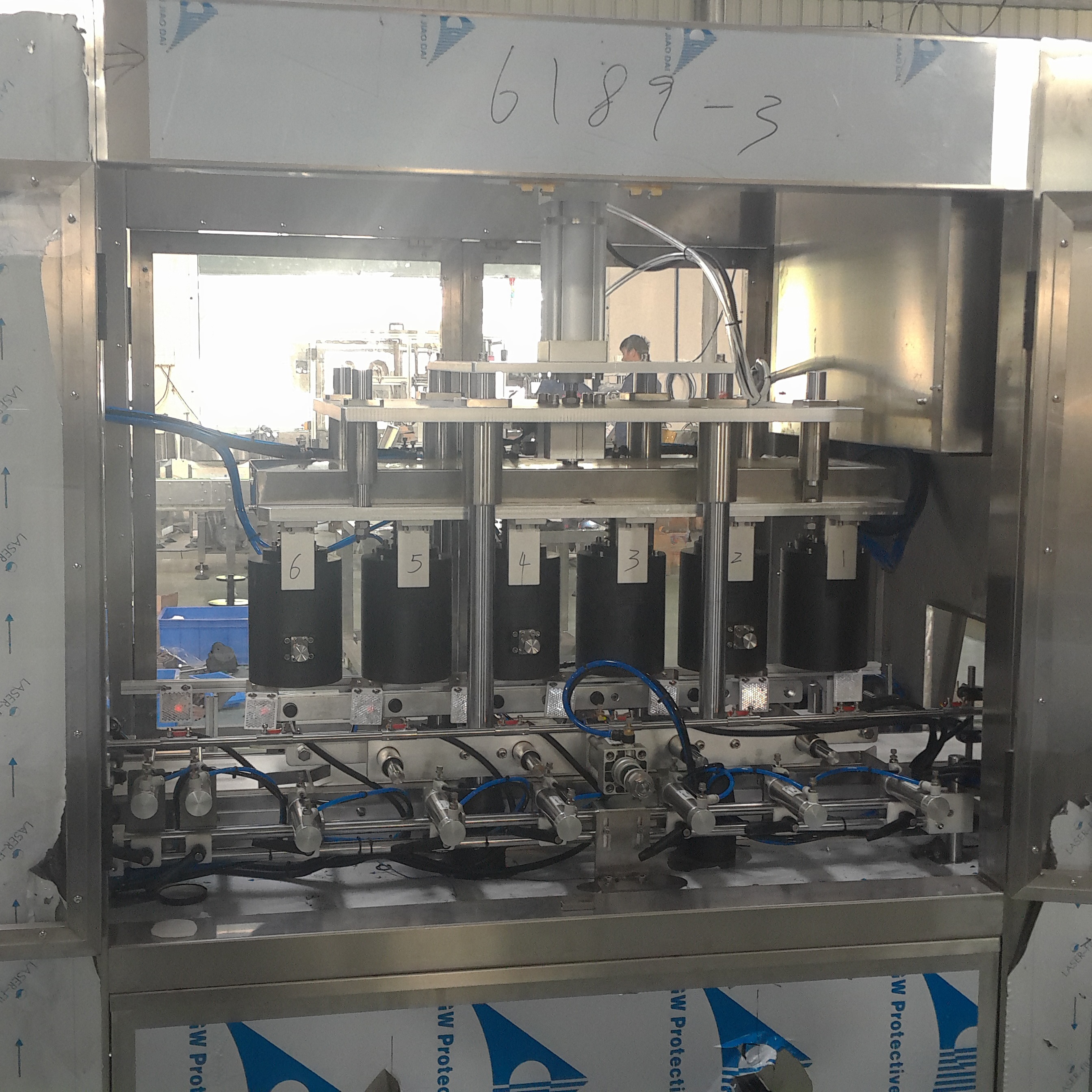Glass Bottle Filling Capping and Labeling Machine for Flexible Packaging Solutions