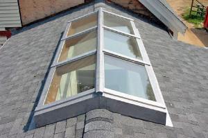 China Skylights Roof Window Tempered Glass Panel Size Customized No Holes factory