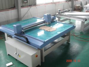 China Chipboard Paper Box Cutter / Flatbed Cutting Machine With Four Tool Head Design factory