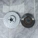 Mercedes Benz C200 Car Brake Calipers Upgrade 6 Pot Claipers And 355MM Discs