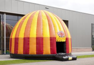China Mega Soft Outdoor Bounce House Trampoline Inflatable Amusement Equipment factory