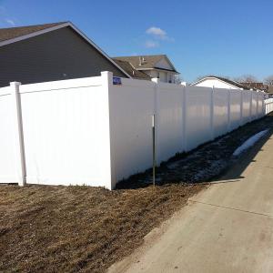 China White Hot Sale Beautiful Solid Pvc Plastic Privacy Vinyl Fencing factory