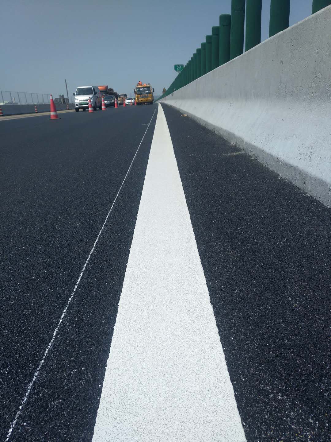 Road Marking Thermoplastic Paint 25kg With Reflective Glass Beads