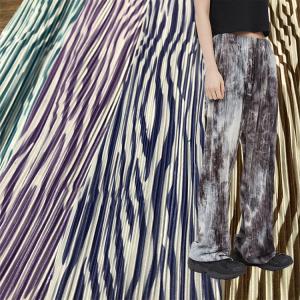 China Dot Zebra Digital Print Tie Dye Pleated Crepe Woven Fabric 100gsm-250gsm factory
