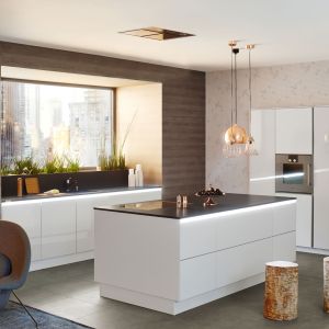 China White Parallel Acrylic Kitchen Cabinet With Island High Gloss factory