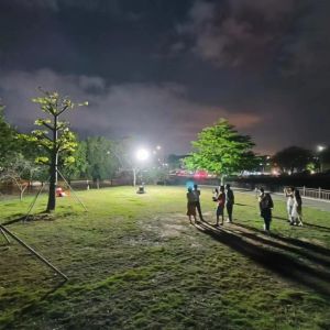 160 lm/w UShineray 100w 220V Work Light with Stand and 80 Ra Color Rendering