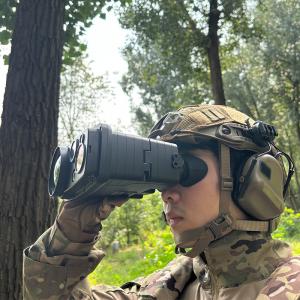 China IP67 Multifunctional Handheld Infrared Night Vision Device factory