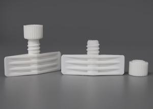 China Inner Diameter 4.5mm Plastic Twist Spout Cap For Cosmetic Portable Bags factory