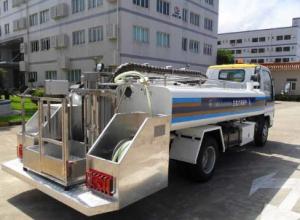 China 70KM/H GSE Portable Toilet Truck 4000L Sewage Tank factory
