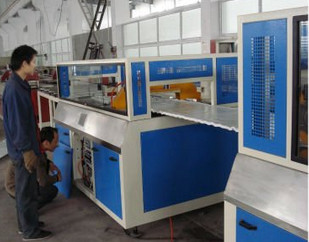 China Double Conical Screw PVC Crust Foam Board Machine , Foam Making Machine For Shelf factory