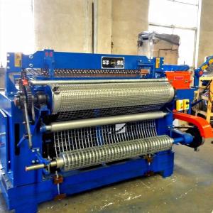 China 1m Width Double Row Electrodes Weld Mesh Manufacturing Machine 110mm Length factory