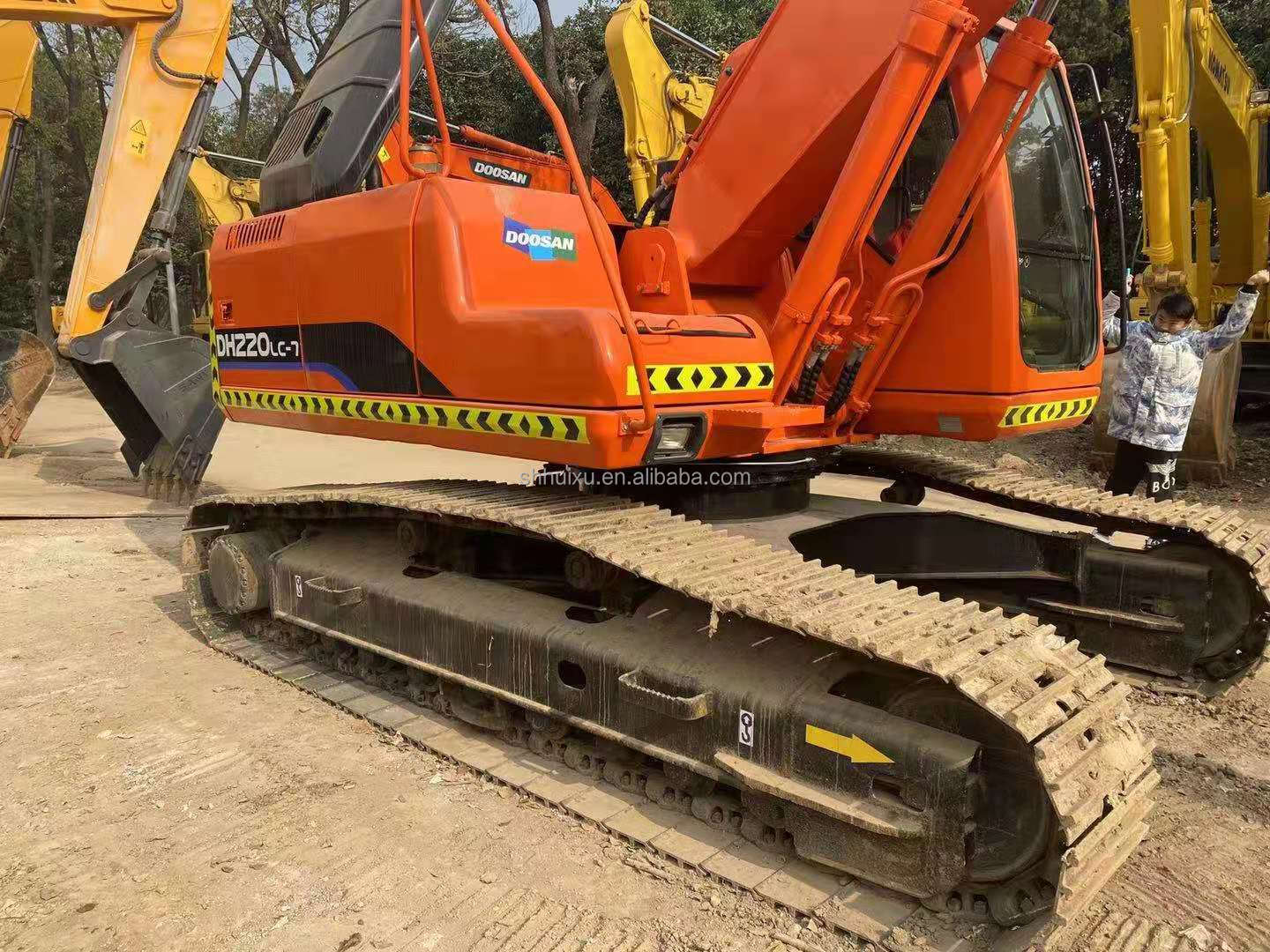 Doosan hot sale used excavator doosan 220/ DOOSAN220 Korea origin/Used digging machine best selling good price