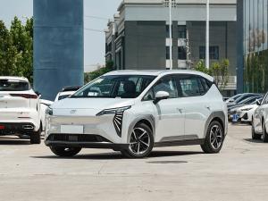 China New Energy 2024 Aion Y 2024 Younger Star Flare Aion Ev Car 49.75Kwh 5 Door 5 Seat Compact Suv Pure Electric factory