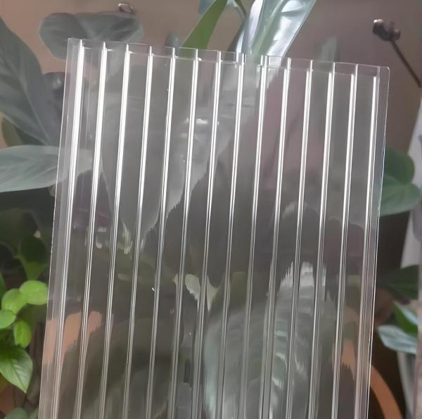 Clear Twin Wall Triple Wall Honeycomb PC Hollow Sheet For Skylight Greenhouse