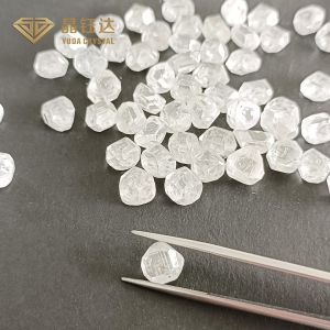China VS+ Purity HPHT Lab Created Diamonds White Synthetic Rough Diamonds factory
