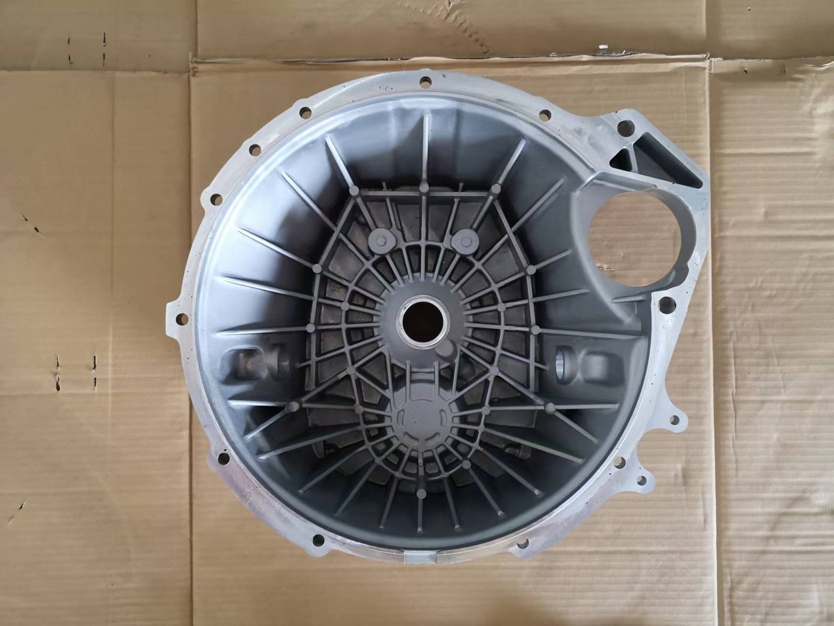 8972389304 MZZ6U MZZ6F Transmission Clutch Housing Aluminum Parts 4HK1 Engine MZZ Series Gearbox