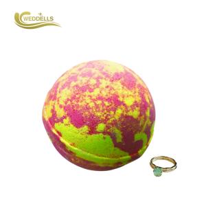 China Natural Ingredient Bubble Bath Fizz Balls / Bath Bombs With Rings Inside factory