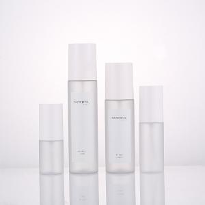 China 8 Oz Fine Mist Spray Bottle , Refillable Cosmetic Spray Pump Bottle factory