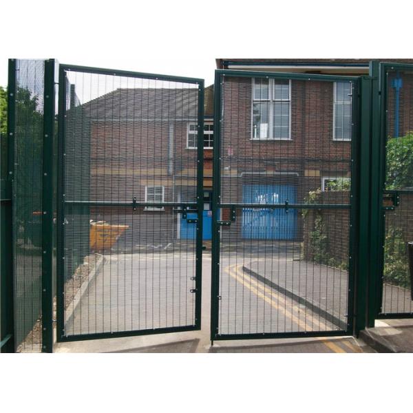 China Hot - Dip Galvanized 358 Welded Mesh Security Fencing / Prison Fencing factory