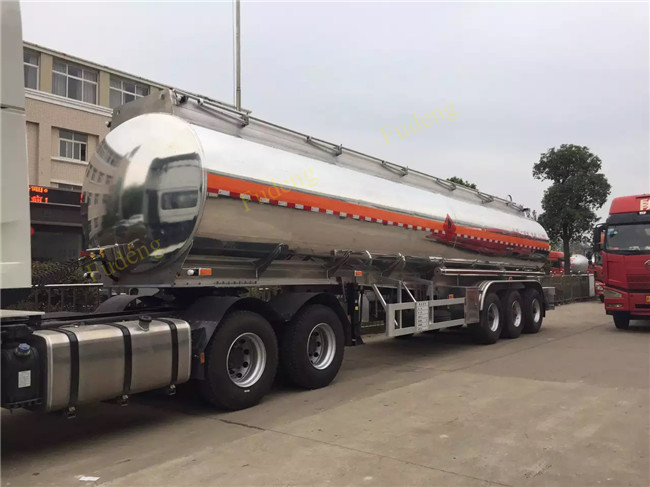 5 Compartments Aluminum Tank Semi Trailer , Petroleum Tank Trailers 50000 Liters