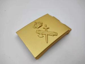 China Gold Plating Military Style Belt Buckle With Customized Pattern factory