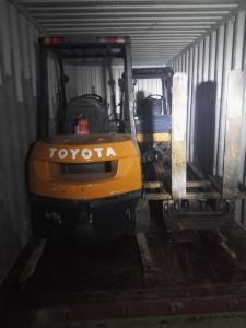 China 2 Units Toyota 3 ton Forklift Sold To Omen factory