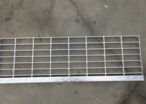 China Open Grate Stair Treads For Wet Decks Hot Dip Galvanized Feature factory
