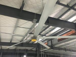 China Industrial Ceiling Fans with Gearbox Motor or Pmsm Motor Configured Hvls Fan as Air Blower for Warehouse Ventilation and Cooling factory