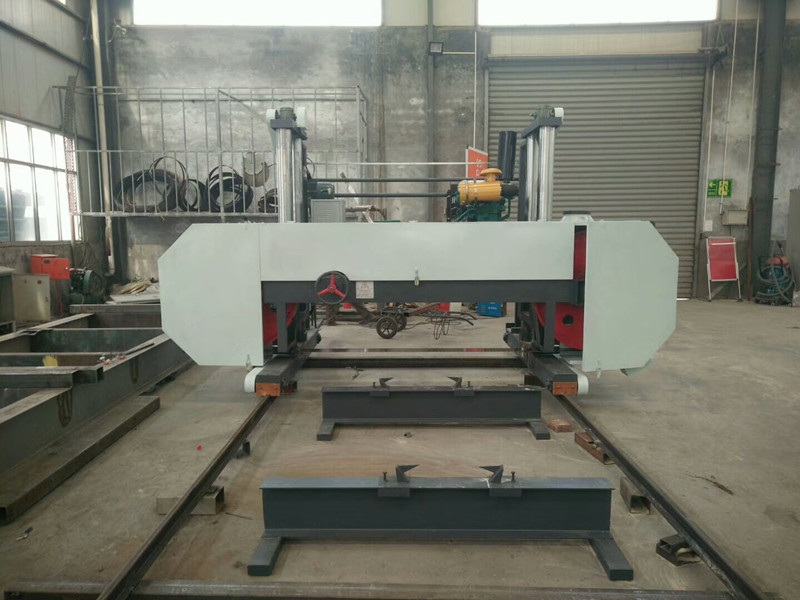 Woodworking Timber Bandsaw Mill 55KW With 40 Inch Big Saw Wheel