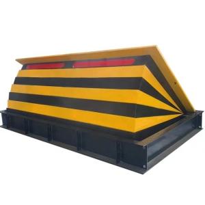 China Active Vehicle Security Barriers 20mm Top Plate for Maximum Anti-Terrorist Protection factory