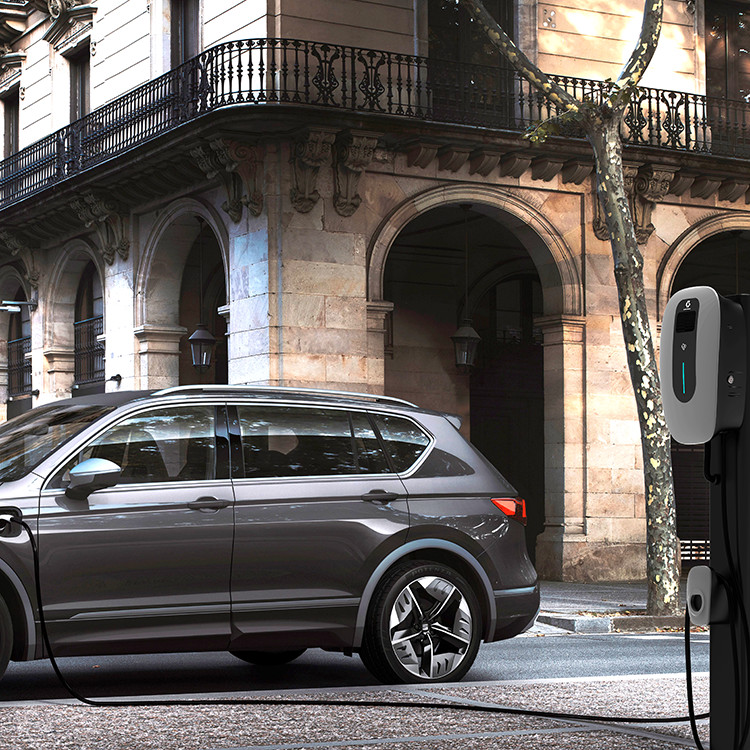 7kw Type 2 RFID Electric Vehicle Wifi EV Charger 32a 230V 1 Phase For Home