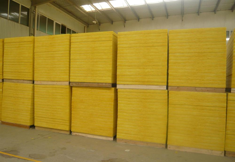 Temperature Glass Wool Blanket With Yellow Aluminium Foil and Temperature Resistance