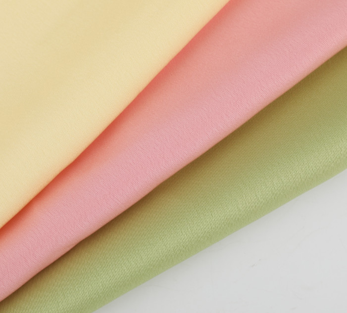 Minimal Shrinkage Satin Fabric For Apparel Soft And Comfortable Material