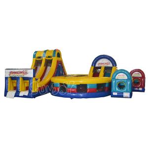 China EN71 Adrenaline Rush Maze Inflatable Bouncy Castle factory