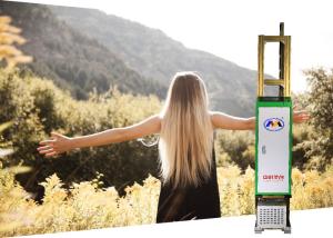 China 5m Lead Rails Vertical Uv Wall Painting Printer Any Width Printing factory
