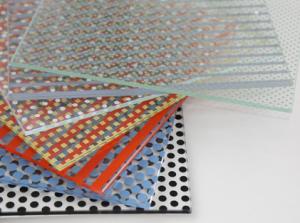 China Customized Colorful Temp Resistant Decoration Glass in Varied factory