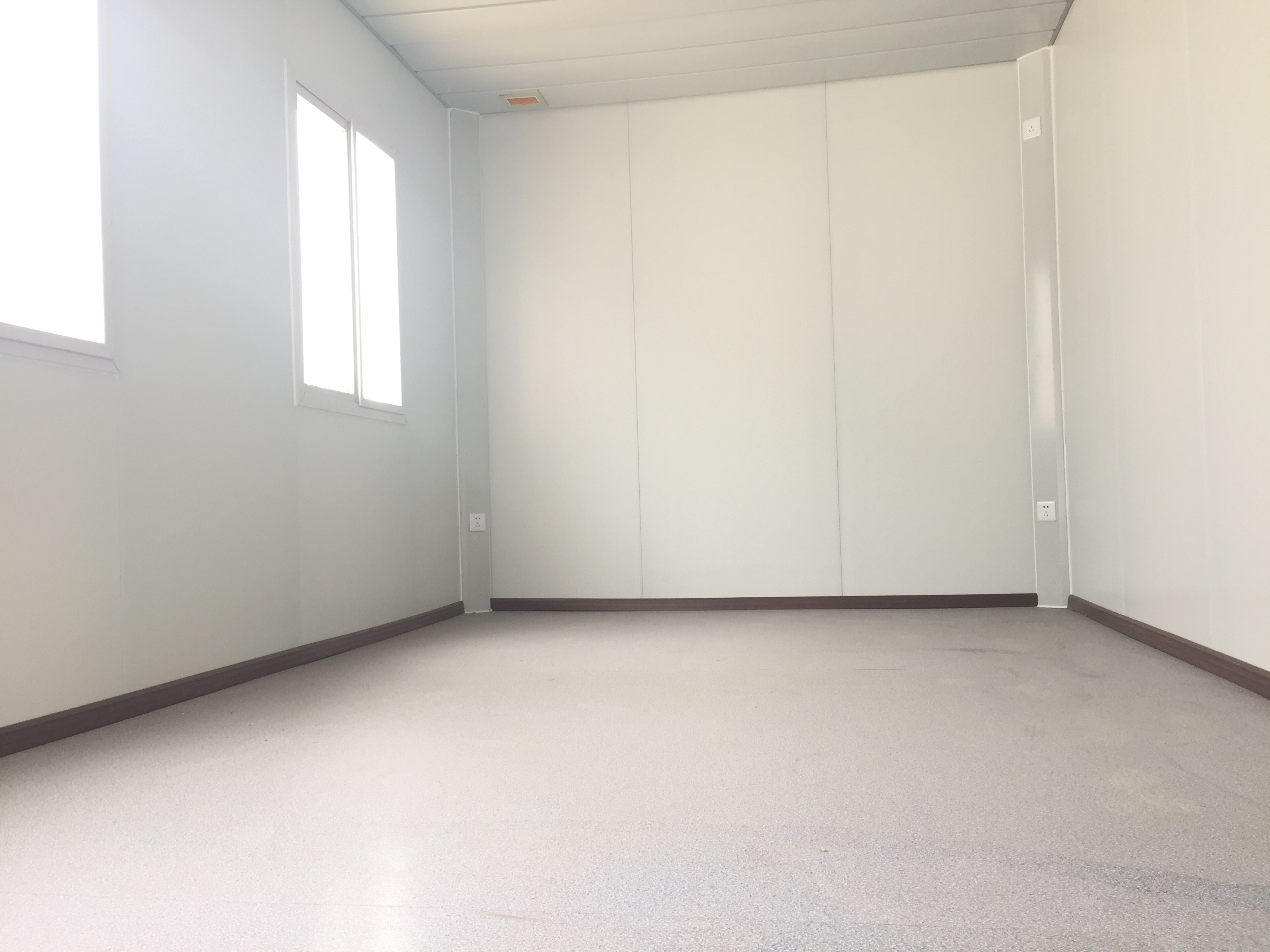 Prefabricated Detachable Container House With Steel Door And Plastic Steel Window