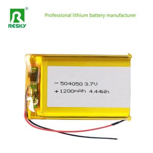 China Lithium Ion Rechargeable Batteries 504050 3.7v 1200mAh 4.44wh Lithium Battery Pack For Smart Bracelets on sale