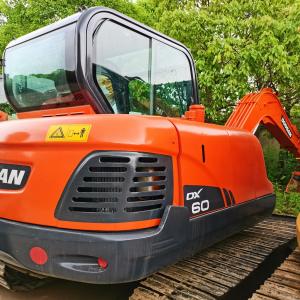 China Doosan hot sale Good sales Used excavator Doosan DX60W wheeled excavators machine factory
