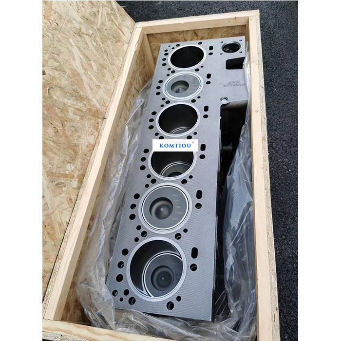 PC300-8 Excavator Engine Cylinder Block 6D114 4946370