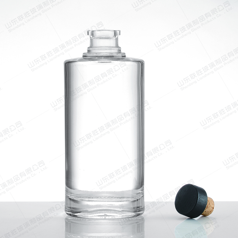 Clear Customized 500ml Glass Bottles for Liquor Spirits Rum Absolute Tequila Gin
