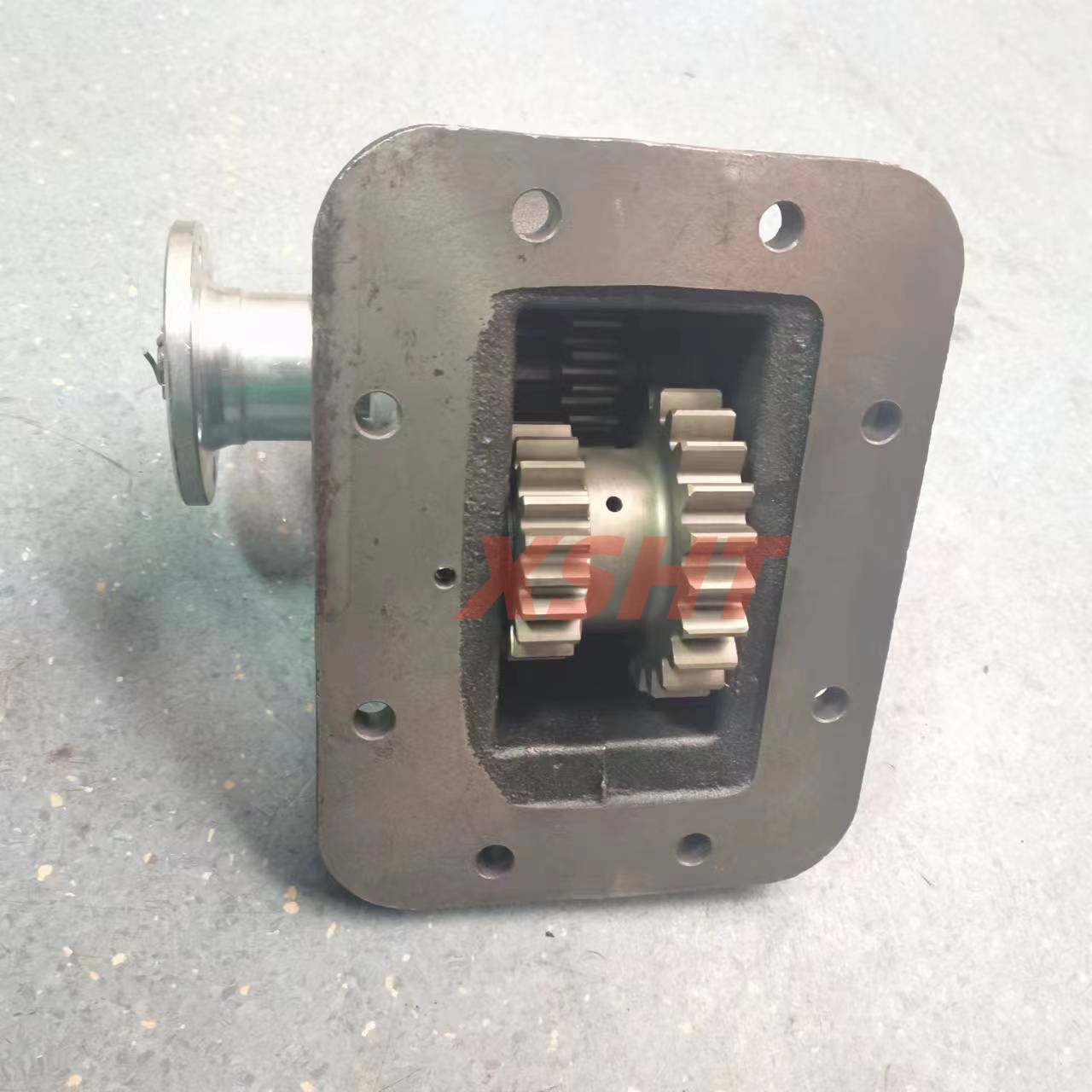 9JS150TA-B Heavy Duty Truck Gearbox Assembly Parts PTO for Shacman HOWO Dongfeng Foton