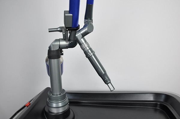 Picosecond q switched nd yag laser / picosure laser machine