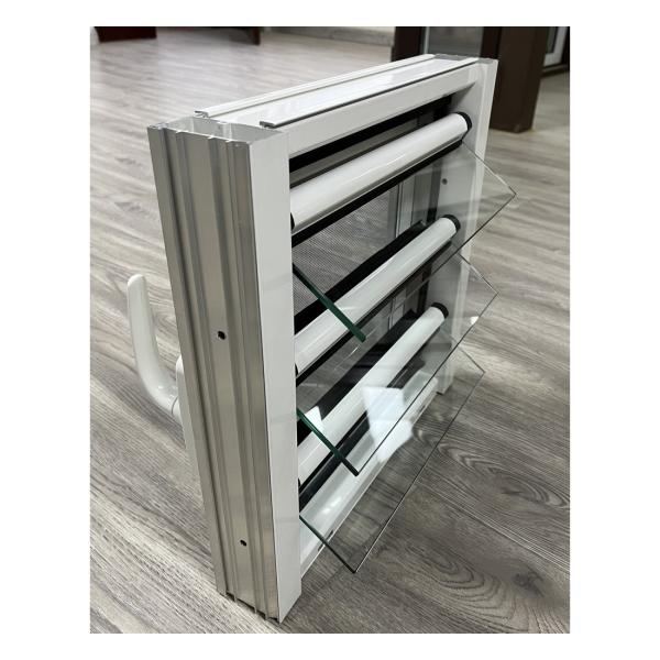 China Customizable Aluminum Glass Louver Window with Adjustable Ventilation factory
