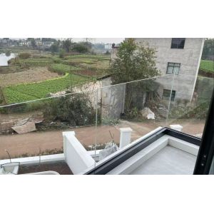 China Customized Height and Length Aluminum U Channel Glass Railing with More than 5 Years Warranty on sale