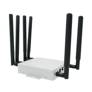 China Gigabit Unlocked 5G Industrial Router On Board Power Supply factory