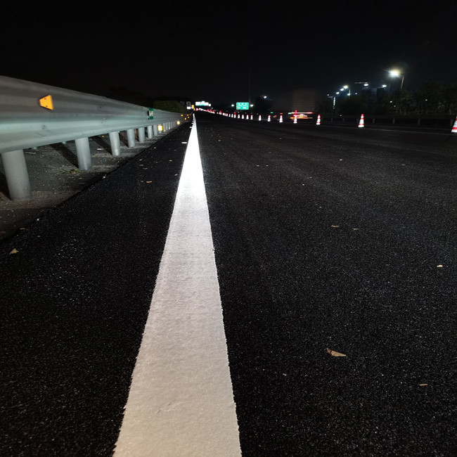 Luminescent White Yellow Road Marking Hot Melt Thermoplastic Road Marking Paint With High Whiteness