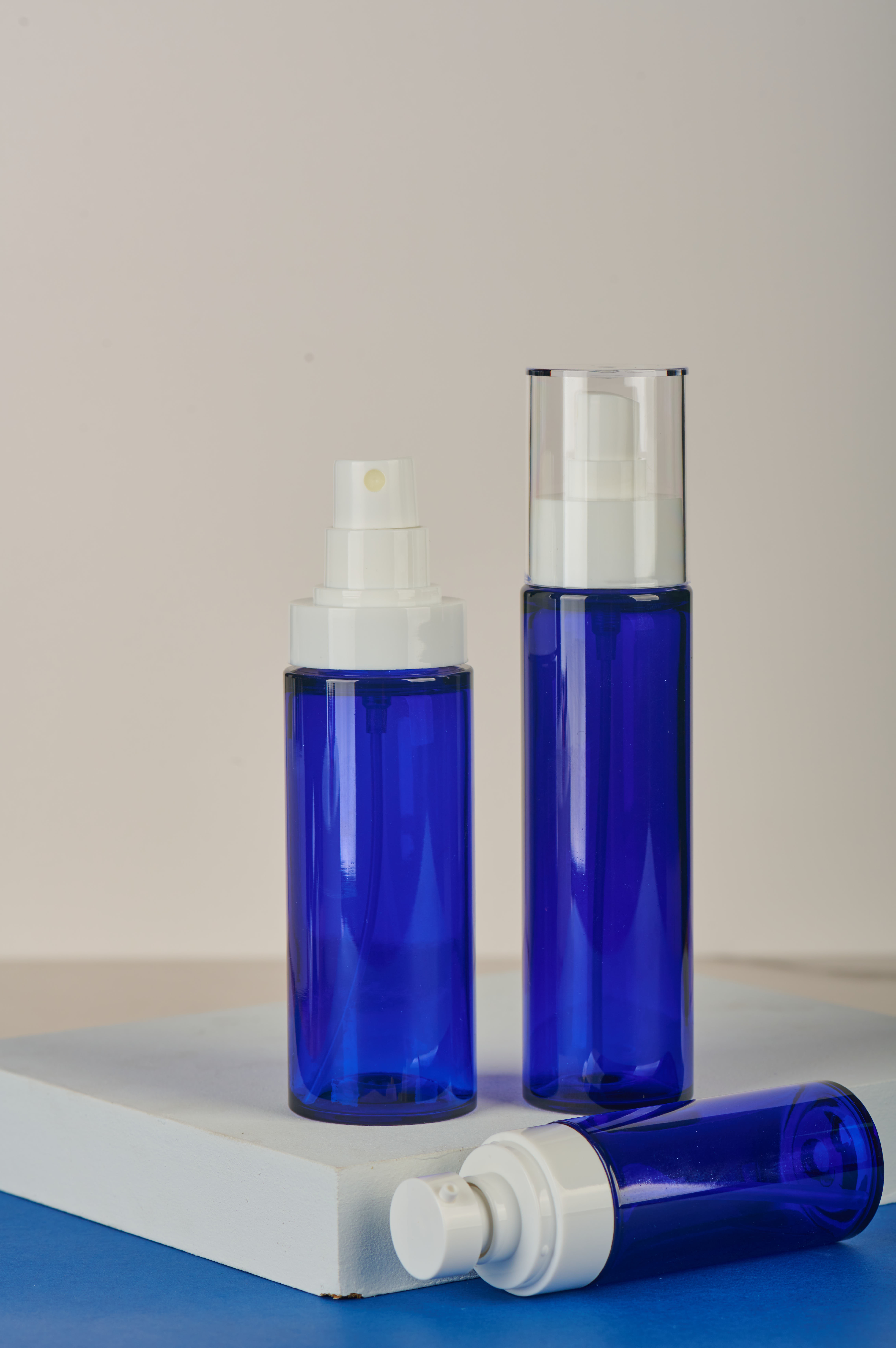 Blue Color Thick Wall Eye Serum Plastic Bottle With Lotion Pump 30ml 50ml