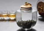 Crystal Sealable Glass Bottles Wooden Healthy Lid Korean Style 390ml / 420ml